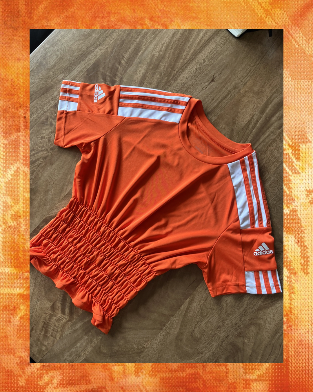 Adidas Oranje Shirt met Wit Mouw Details - Maat S/M