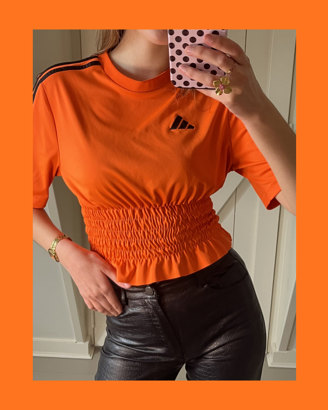 Oranje Adidas Shirt met Zwarte Details - Maat XS