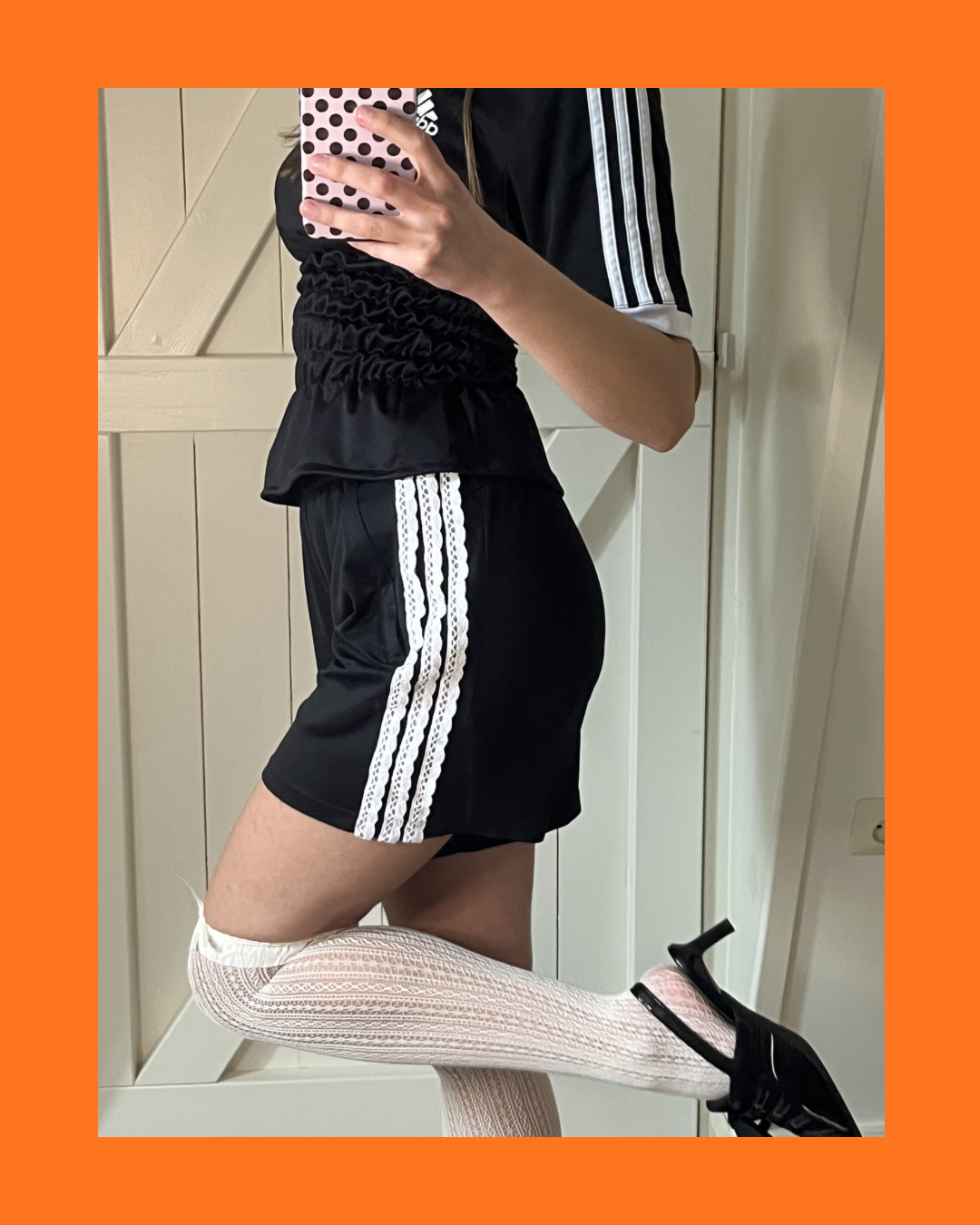 Adidas Short met Kant Detail - Maat 32/34